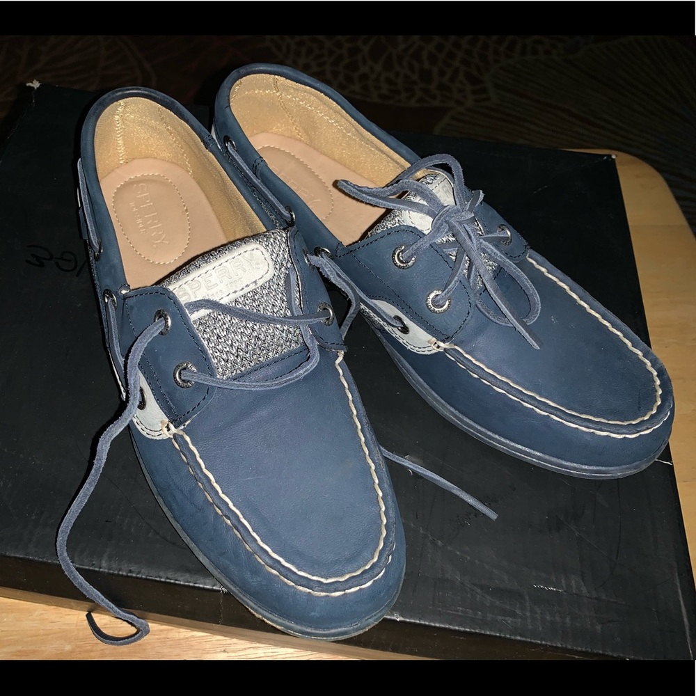 Sperry boat shoe